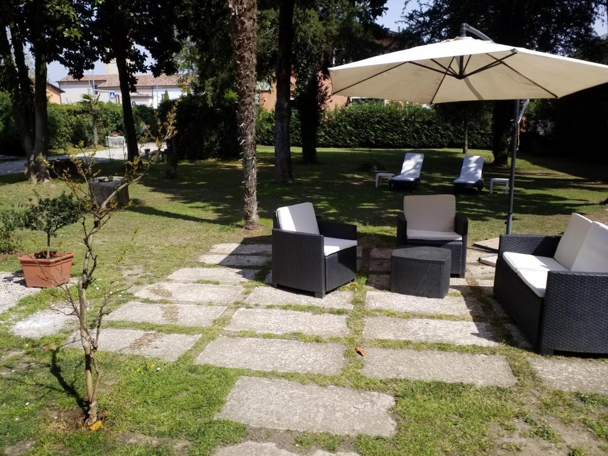 Отель Residenza La Dimora Imperfetta Salionze Экстерьер фото